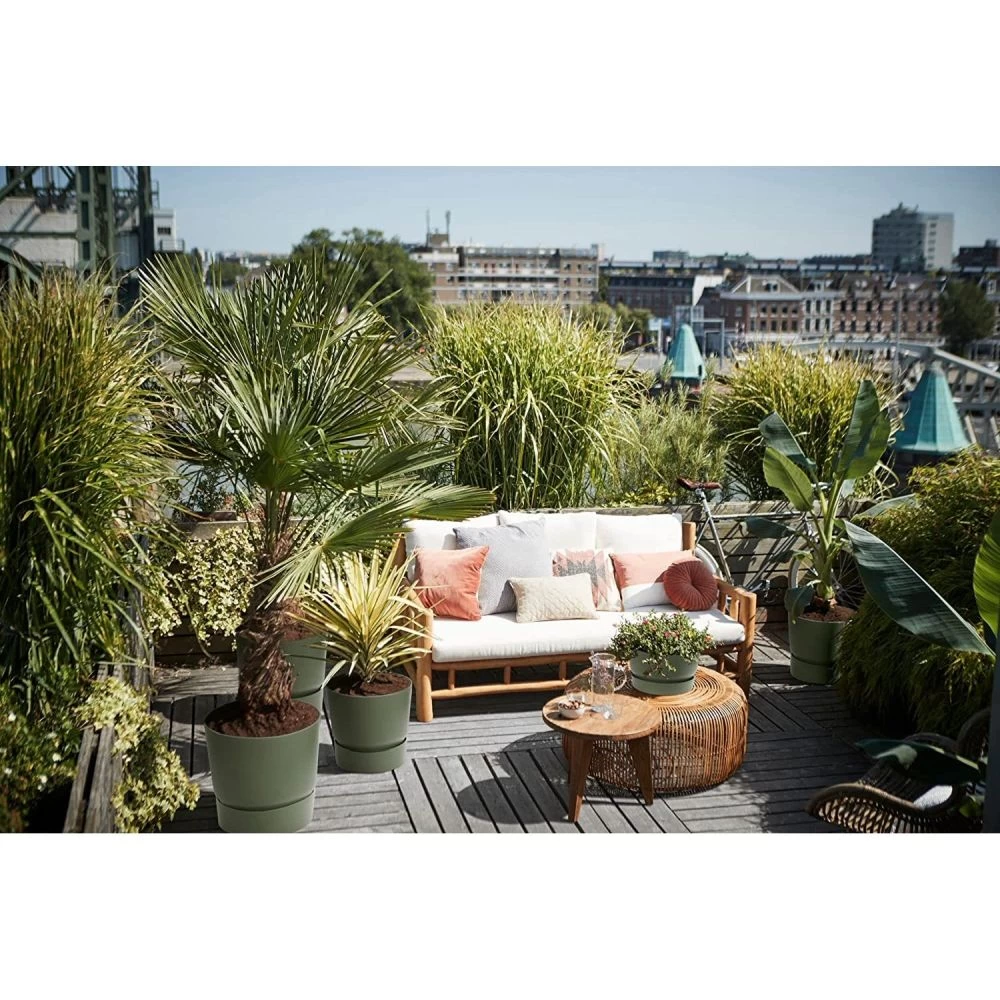 Elho 25cm Leaf Green Greenville Round Planter 7 Elho 25cm Leaf Green Greenville Round Planter - Image 5